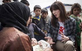 Samantha Cameron with syrian refugees in Lebanon