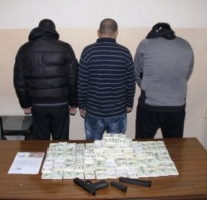 gang with fake money arrested