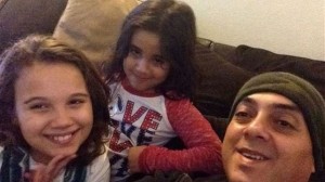 Rouhad Ezzeddine with 2 daughters