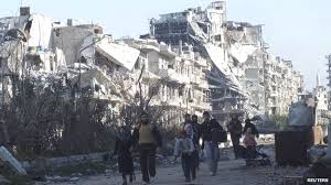 Syrians flee  besieged  homs