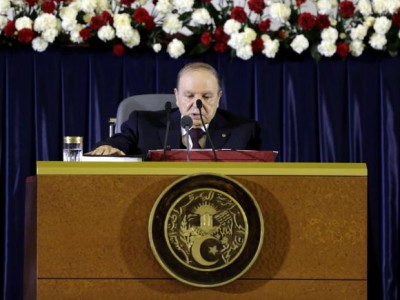 Abdelaziz Bouteflika takes the oath during a swearing-in ceremony in Algiers