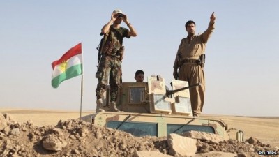 Kurdish forces watched as US air strikes hit jihadist positions Khazer, in northern Iraq