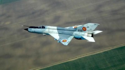 A Soviet-made MiG-21 of the Syrian Air Force. (foroaviones.com)
