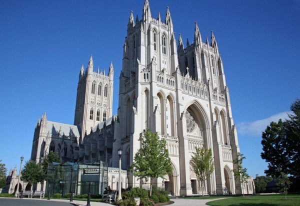 First-ever Muslim prayers  service at Washington National  Cathedral