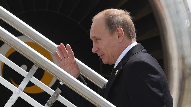 Putin walks out of G20 summit ‘to go to  sleep’