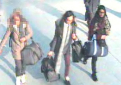 Scotland Yard released an airport surveillance photo of three teens who flew to Turkey on Feb. 17, 2015, apparently trying to join the Islamic State in Syria. (Photo: London Metro Police)