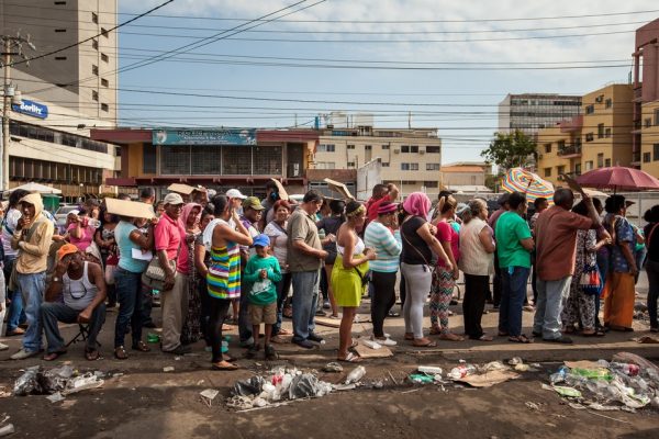 Venezuela's Food Shortages Trigger Long Lines, Hunger and Looting 