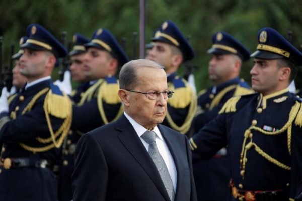 Newly elected Lebanese President Michel Aoun reviews the honour guards upon arrival to the presidential palace in Baabda, near Beirut, Lebanon October 31, 2016. REUTERS/Aziz Taher