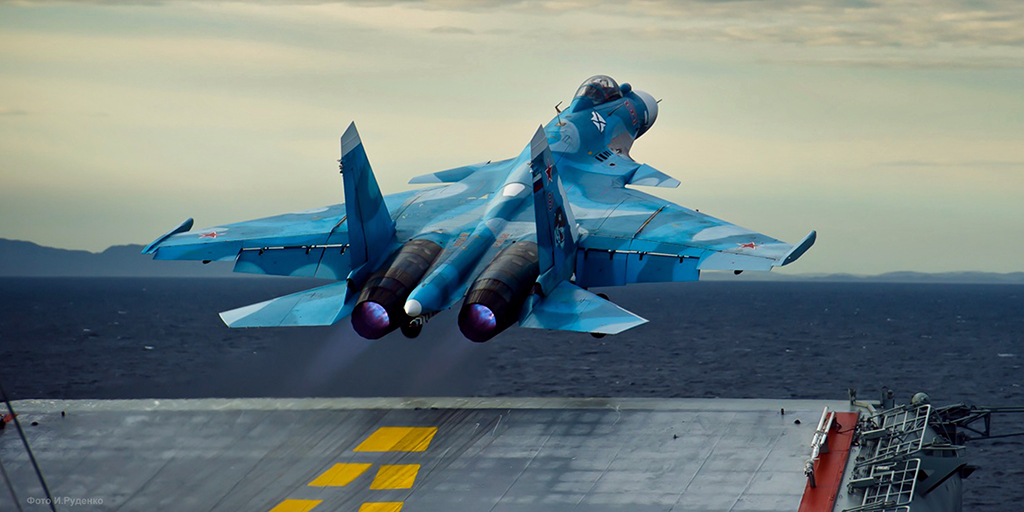 Military sources close to The Aviationist report that a Russian Navy Su-33 Flanker carrier-based multirole aircraft has crashed during flight operations from Admiral Kuznetsov on Saturday, Dec. 3. 