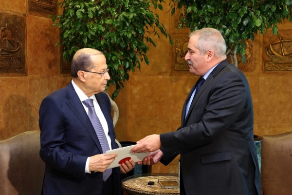 Jordanian Deputy Premier and Foreign Minister Nasser Judeh held talks Tuesday in Lebanon with President Michel Aoun and invited him to the Arab summit