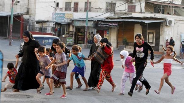 Residents flee Ein El Hilweh