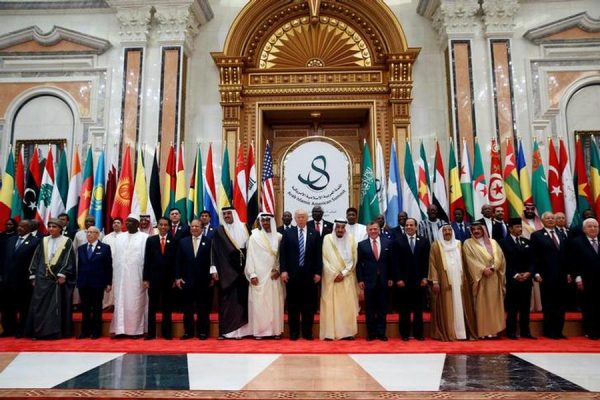 U.S. President Donald Trump, Saudi Arabia's King Salman bin Abdulaziz Al Saud, and arab leaders pose for a photo during Arab-Islamic-American Summit in Riyadh, Saudi Arabia May 21, 2017. REUTERS/Jonathan Ernst
