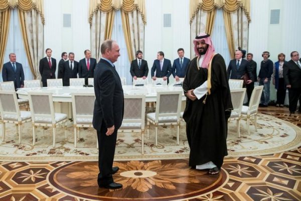 Russian President Vladimir Putin welcomes Saudi Deputy Crown Prince and Defence Minister Mohammed bin Salman during a meeting at the Kremlin in Moscow, Russia, May 30, 2017. REUTERS/Pavel Golovkin/Pool