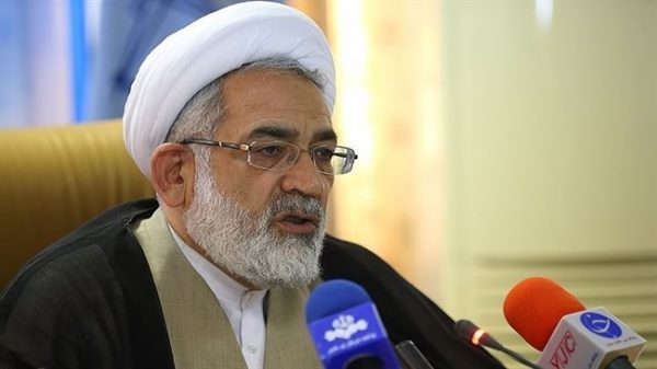 Top Iran prosecutor blames CIA for protests