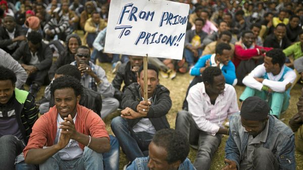 African migrants protest against Israel's immigration policies in Tel Aviv