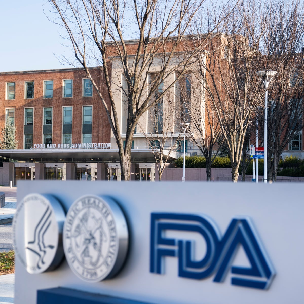 Covid19: FDA issues emergency use authorization for Pfizer vaccine