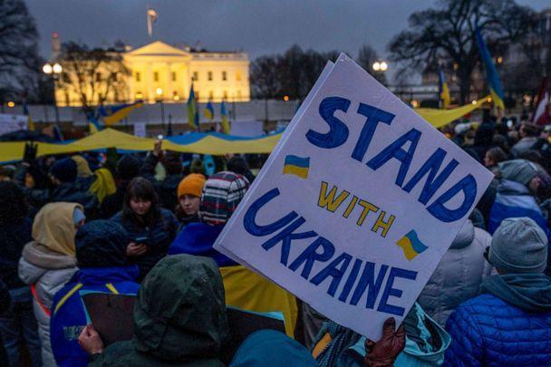 Protesters Worldwide Against Russian Aggression In Ukraine Ya Libnan