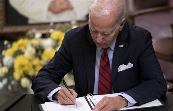 Biden Signs Debt Ceiling Deal Into Law, Averting Historic Default – Ya ...