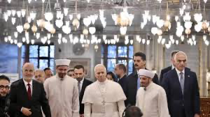 Pope visits Istanbul’s Blue Mosque for meeting with Turkish religious leaders