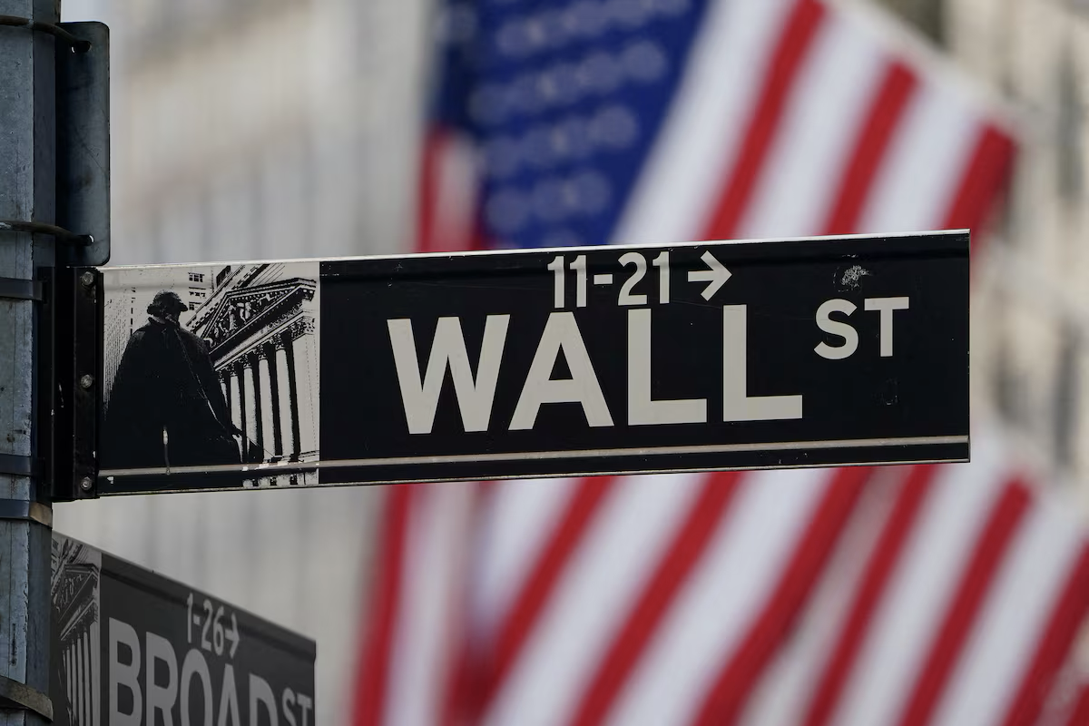 From ‘buy America’ to ‘bye America’, Wall Street exodus gathers pace, despite  weakening dollar