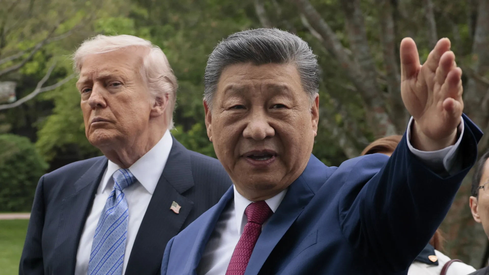Trump aims to defy gravity with Beijing friendship summit