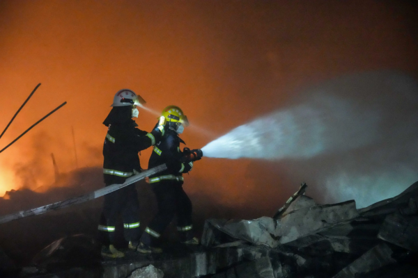 Dozens killed, scores injured in explosion at Chinese fireworks factory