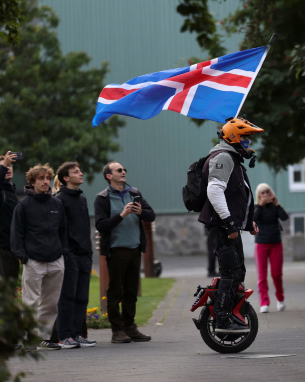 Iceland rejects EU-accession talks in close-fought referendum