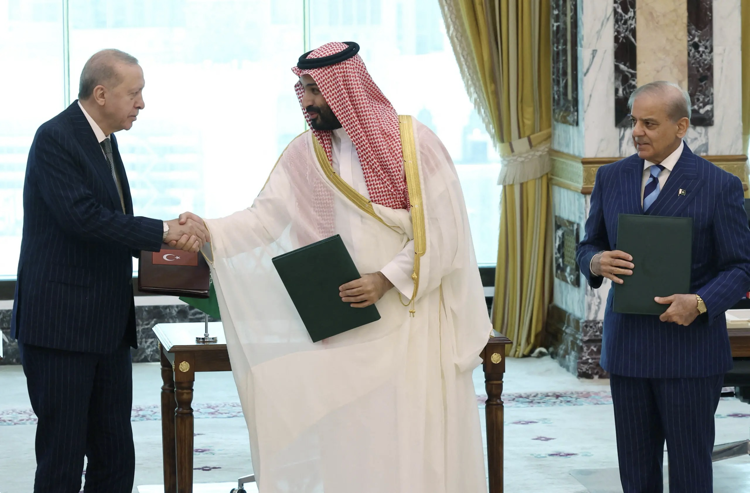 Why Saudi Arabia, Pakistan, and Turkey just signed a defense pact